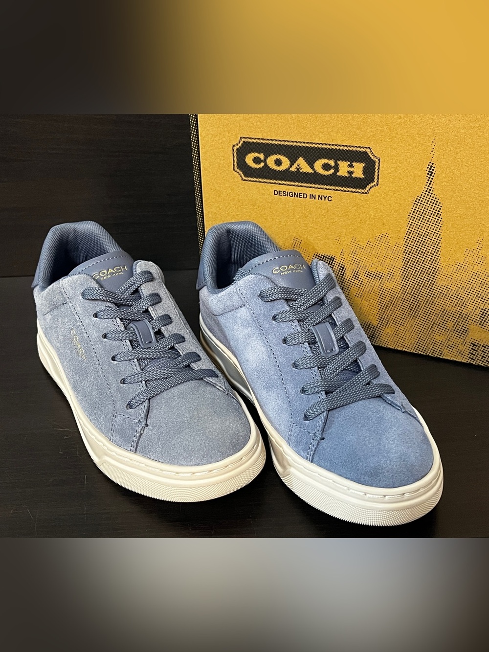 NWT Coach High Line Sneaker Suede Sneakers in Blue & Cream US 5 - New